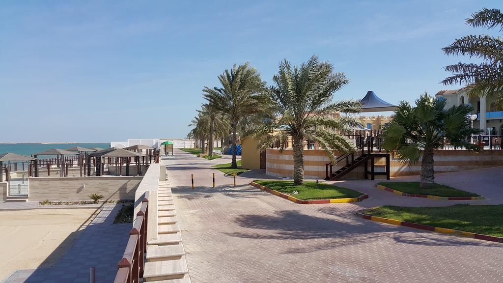 Tio Sea Resort อัลคอร์ ภายนอก รูปภาพ Al-Shaab beach