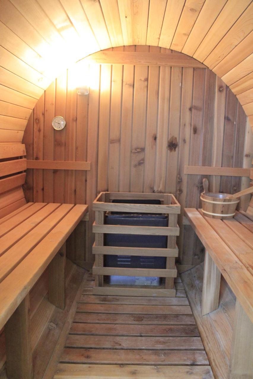 Tio Sea Resort อัลคอร์ ภายนอก รูปภาพ A Finnish sauna
