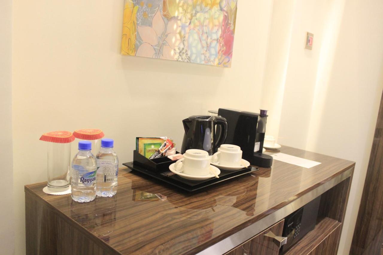 Tio Sea Resort อัลคอร์ ภายนอก รูปภาพ A coffee and tea tray in a hotel room